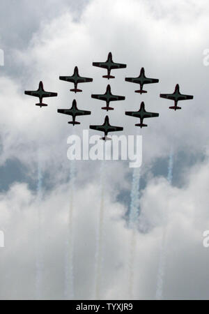 The Snowbirds aerobatics corps flies a formation over on Parliament Hill in Ottawa on Canada Day, July 1, 2005 to celebrate Canada's 138th birthday. (UPI Photo / Grace Chiu) Stock Photo