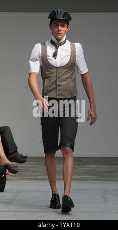 A model presents a creation by French designer Francois Hadaya as part of the men's Spring/Summer 2007 fashion collection in Paris on July 4, 2006. (UPI Photo/William Alix) Stock Photo