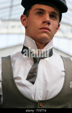 A model presents a creation by French designer Francois Hadaya as part of the men's Spring/Summer 2007 fashion collection in Paris on July 4, 2006. (UPI Photo/William Alix) Stock Photo