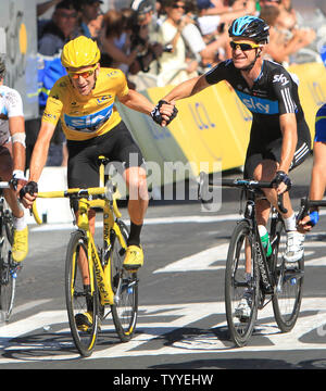 Bradley wiggins yellow sales jersey