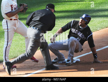 Philadelphia Phillies pitcher Pedro Martinez during a baseball game against  the San Francisco Giants, Thursday, Sept. 3, 2009, in Philadelphia. (AP  Photo/Matt Slocum Stock Photo - Alamy