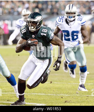 Philadelphia Eagles wide receiver Jeremy Maclin (18) during the second half  of their game against the Washington Redskins at FedEx Field in Landover,  MD, Sunday, October 16, 2011. Harry E. Walker/MCT/Sipa USA