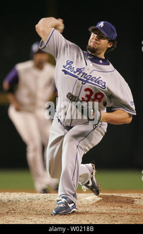 Former Dodgers Closer Eric Gagne Lists Arizona Home as Short Sale