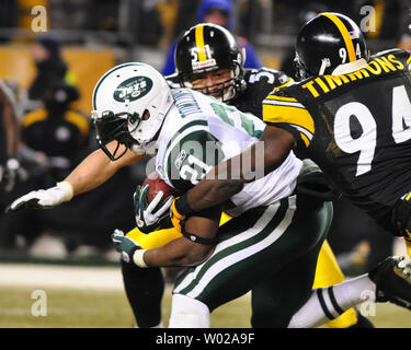 New York Jets LaDainian Tomlinson carries the ball in the third quarter  against the Minnesota Vikings in week 5 of the NFL season at New  Meadowlands Stadium in East Rutherford, New Jersey