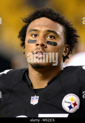 Pittsburgh Steelers defensive back Jordan Dangerfield participates in  drills at practice during NFL football training camp in Latrobe, Pa.,  Thursday, July 26, 2018. (AP Photo/Keith Srakocic Stock Photo - Alamy