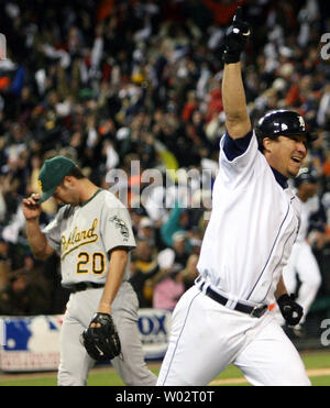 https://l450v.alamy.com/450v/w02t0t/detroit-tigers-magglio-ordonez-celebrates-his-three-run-game-winning-home-run-in-the-ninth-inning-to-beat-the-oakland-athletics-in-game-4-of-the-american-league-championship-series-at-comerica-park-in-detroit-on-october-14-2006-behind-ordonez-athletics-pitcher-huston-street-20-walks-to-the-dugout-the-tigers-beat-the-athletics-6-3-to-sweep-the-series-and-advance-to-the-world-series-upi-photoscott-r-galvin-w02t0t.jpg