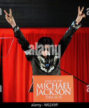 American singer Michael Jackson announces his summer concert