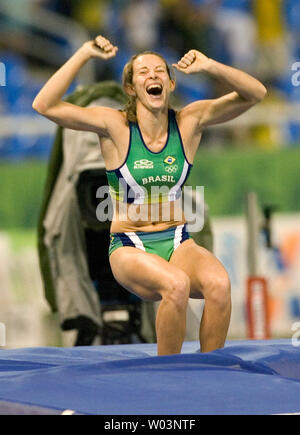 Brazil's Fabiana Murer celebrates a new Pan Am Games record, winning gold with a jump of 4.60m in women's pole vault final during the 2007 Pan Am Games in Rio de Janeiro, Brazil on July 23, 2007.  (UPI Photo/Heinz Ruckemann) Stock Photo