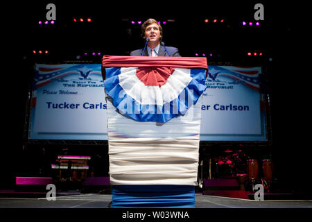 MSNBC's Tucker Carlson speaks at 'Rally for the Republic' held by Former Republican presidential candidate Rep. Ron Paul, R-TX, at the Target Center in Minneapolis, Minnesota on September 2, 2008. (UPI Photo/Patrick D. McDermott) Stock Photo