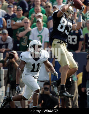 30 Years of Notre Dame on NBC: Jeff Samardzija's iconic stagger to the end  zone against UCLA - NBC Sports