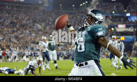 Philadelphia Eagles Brian Westbrook runs for a touchdown in the fourth  quarter against the Minnesota Vikings on Sunday, January 4, 2009, at the  Metrodome in Minneapolis, Minnesota. The Eagles defeated the Vikings