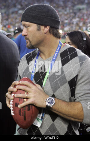 Country singer Tim McGraw attends Super Bowl XLIII featuring the Arizona Cardinals vs. the Pittsburgh Steelers at Raymond James Stadium in Tampa, Florida, on February 1, 2009. (UPI Photo/Martin Fried) Stock Photo