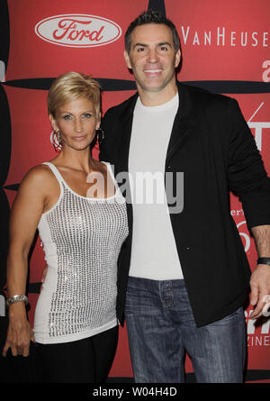 Who is Kurt Warner's wife Brenda?