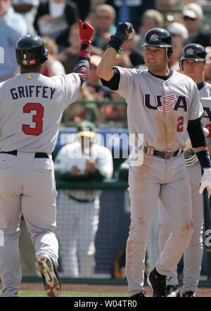 Ken Griffey Jr. Jersey - USA 2006 World Baseball Classic Throwback Baseball  Jersey