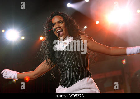 Kiely Williams of the Cheetah Girls appears in concert at the ipayOne Center in San Diego on January 13, 2007.   (UPI Photo/Roger Williams) Stock Photo