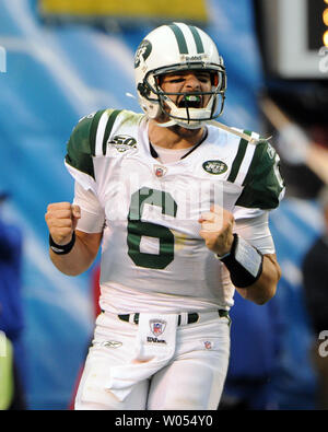 Mark Sanchez #6 quarterback of the New York Jets Stock Photo - Alamy