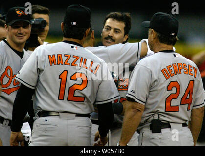 Eddie murray hi-res stock photography and images - Alamy