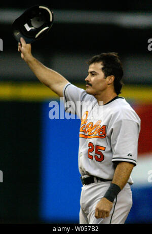 Eddie Murray Baltimore Orioles Portrait Baseball – Stock Editorial Photo ©  ProShooter #165424282