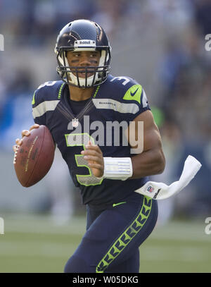 Wilson carries Seahawks past ailing Cowboys, 13-12