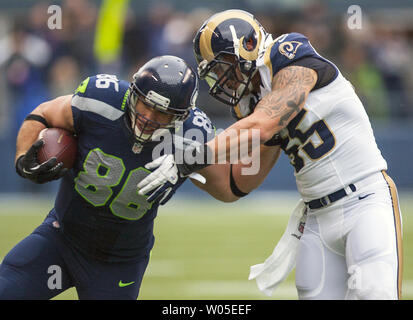 St. Louis Rams linebacker James Laurinaitis (55) is seen during an NFL  football game against the Detroit Lions at Ford Field in Detroit, Sunday,  Nov. 1, 2009. (AP Photo/Carlos Osorio Stock Photo - Alamy