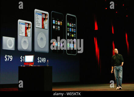 Steve Jobs, CEO of Apple Inc., unveils new iPods at the Moscone Center in San Francisco on September 5, 2007. (UPI Photo/Aaron Kehoe) Stock Photo