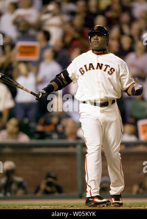 San Diego Padres Jake Peavy throws to the American Leaguge at the 2007 All  Star Game at AT&T Park in San Francisco on July 10, 2007. (UPI Photo/Bruce  Gordon Stock Photo - Alamy