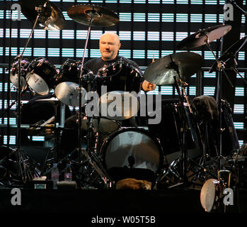 Phil Collins of Genesis performs in concert at the HP Pavilion in San Jose, California on October 09, 2007 during their 'Turn It On Again' tour. (UPI Photo/Daniel Gluskoter) Stock Photo