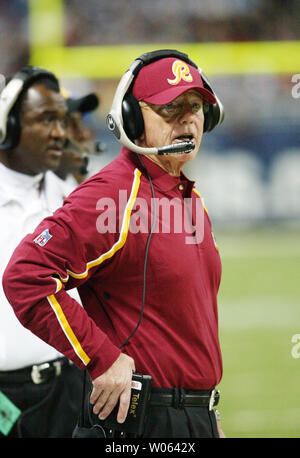 Washington Redskins head football coach Joe Gibbs watches his team late in the fourth quarter against the St. Louis Rams at the Edward Jones Dome in St. Louis on December 4, 2005. The Redskins defeated the Rams, 24-9.  (UPI Photo/Bill Greenblatt) Stock Photo