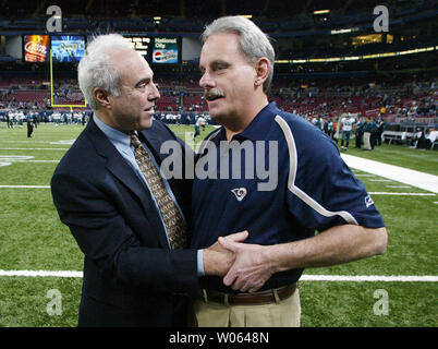 St. Louis Rams interim head football coach Joe Vitt leaves the football  field after suffering a 17-16 loss to the Philadelphia Eagles at the Edward  Jones Dome in St. Louis on December