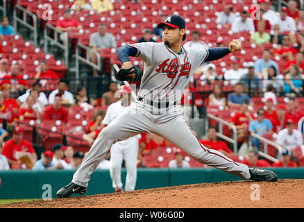 Atlanta Braves relief pitcher Mike Gonzalez delivers a pitch to the St. Louis Cardinals at Busch Stadium in St. Louis on August 23, 2008. Atlanta beat St. Louis 8-4.   (UPI Photo/Bill Greenblatt) Stock Photo