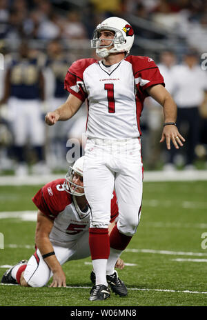 Arizona Cardinals longtime kicker Neil Rackers keeps busy in St. Louis