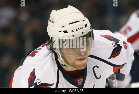 Alexander ovechkin capitals hi-res stock photography and images - Alamy