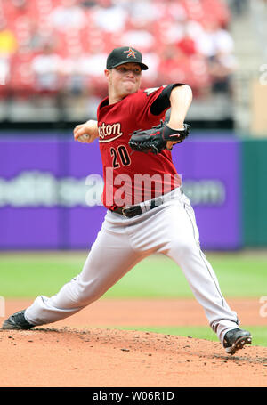 Houston Astros' Bud Norris delivers a pitch against the New York Mets ...