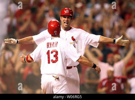 Arizona Diamondbacks Craig Counsell grounds out to Cincinnati Reds first  baseman Adam Dunn with bases loaded in the second inning July 9, 2005 in  Phoenix, AZ. (UPI Photo/Will Powers Stock Photo - Alamy