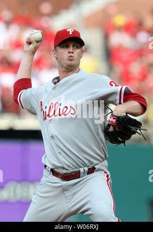 Philadelphia Phillies starting pitcher Kyle Kendrick (38) winds up ...