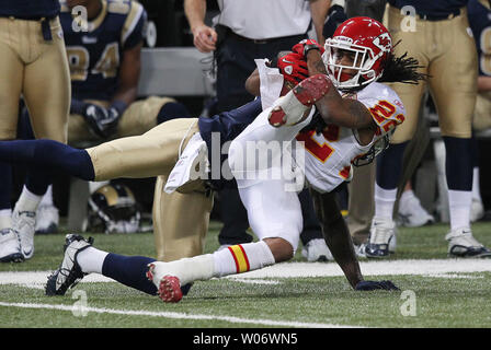 Kansas City Chiefs running back Dexter McCluster (22) runs for a 1