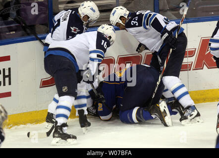 Dustin byfuglien hi-res stock photography and images - Alamy