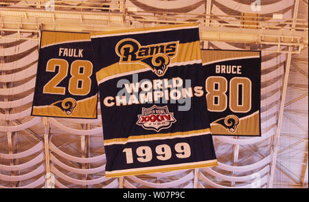 Los Angeles Rams 14 x 22 Champs Banner  Los angeles rams logo, Los  angeles rams, Nfl los angeles