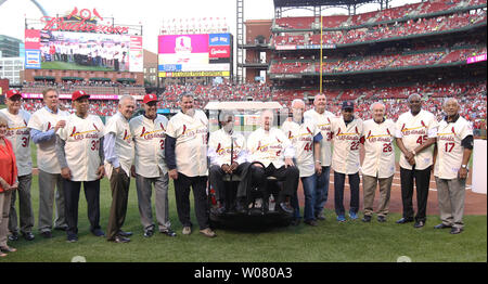 Edgar Renteria Retires – CARDINAL RED BASEBALL