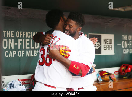 Dexter fowler hi-res stock photography and images - Alamy