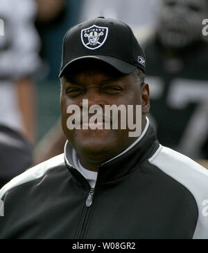 Oakland Raiders head coach Art Shell watches the game from the sidelines in  the first quarter at Giants Stadium in East Rutherford, New Jersey on  December 31, 2006. (UPI Photo/John Angelillo Stock