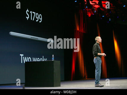Apple Inc. CEO Steve Jobs unveils the MacBook Air, the world's thinnest notebook, during his keynote address at Macworld in San Francisco on January 15, 2008.  (UPI Photo/Terry Schmitt) Stock Photo