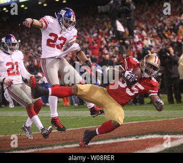 New York Giants Corey Webster makes an interception near the goal