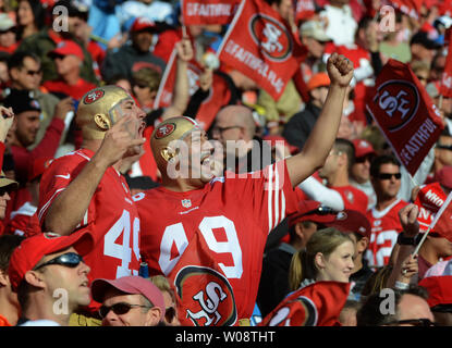 San francisco 49ers fans hi-res stock photography and images - Alamy