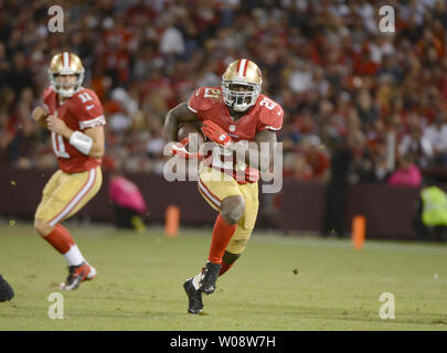 Frank gore hi-res stock photography and images - Alamy