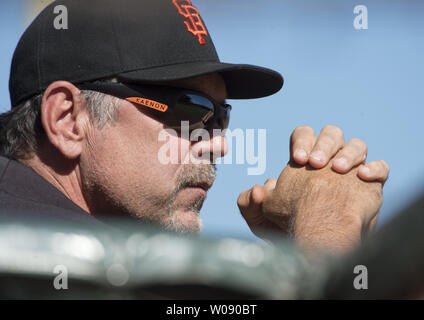 San Diego Padres catcher Mike Piazza awaits his turn in the batting cage  prior to game against the Colorado Rockies at Coors Field in Denver July  27, 2006. (UPI Photo/Gary C. Caskey