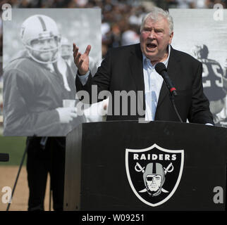 John madden al davis hi-res stock photography and images - Alamy