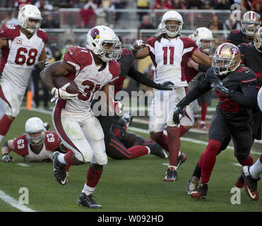 Arizona Cardinals David Johnson (31) smiles during an NFL football  organized team activity, Tuesday, May 30, 2017, at the Cardinals' training  facility in Tempe, Ariz. (AP Photo/Matt York Stock Photo - Alamy