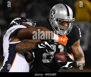 Mychal Rivera catches game-winning touchdown in Raiders win over Broncos