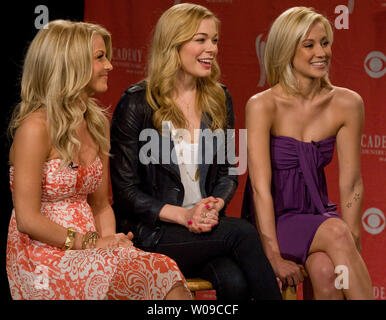 (L-R) Julianne Hough, Leann Rimes, and Kellie Pickler attend the 44th Annual ACM Nominations Press Conference at the Country Music Hall of Fame in Nashville,Tennessee on February 11, 2009. (UPI Photo/Frederick Breedon IV) Stock Photo